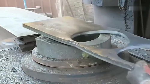 實(shí)拍工廠機(jī)械加工的過(guò)程 看完后,治好了我的強(qiáng)迫癥